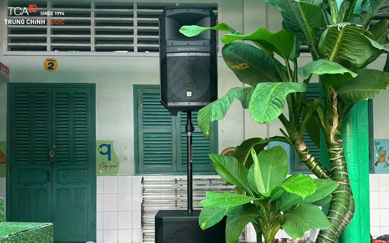 Loa Electro-Voice EVIVA