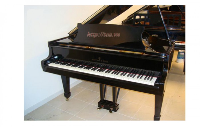 Đàn Piano Steinway &amp; Sons S-155