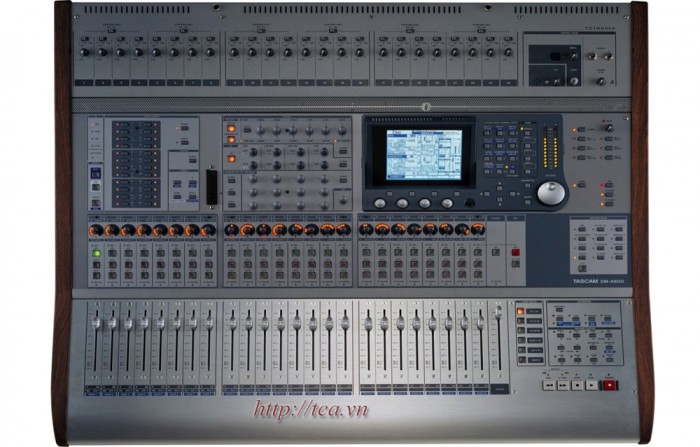 Mixer số TASCAM-DM4800