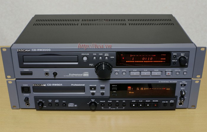 MD-CD-Cassette RW901-TASCAM